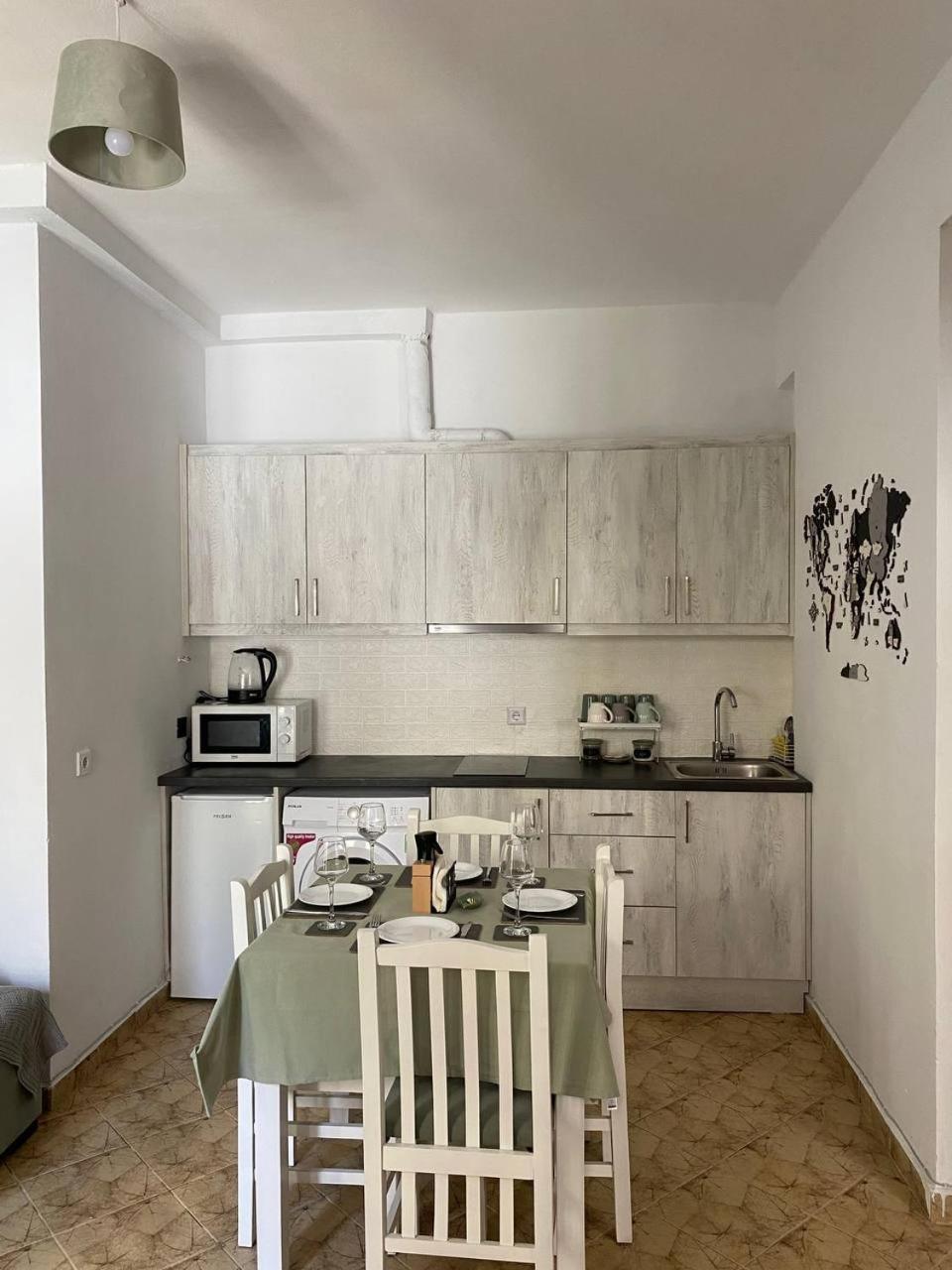 Happy Apartment Саранде Екстериор снимка
