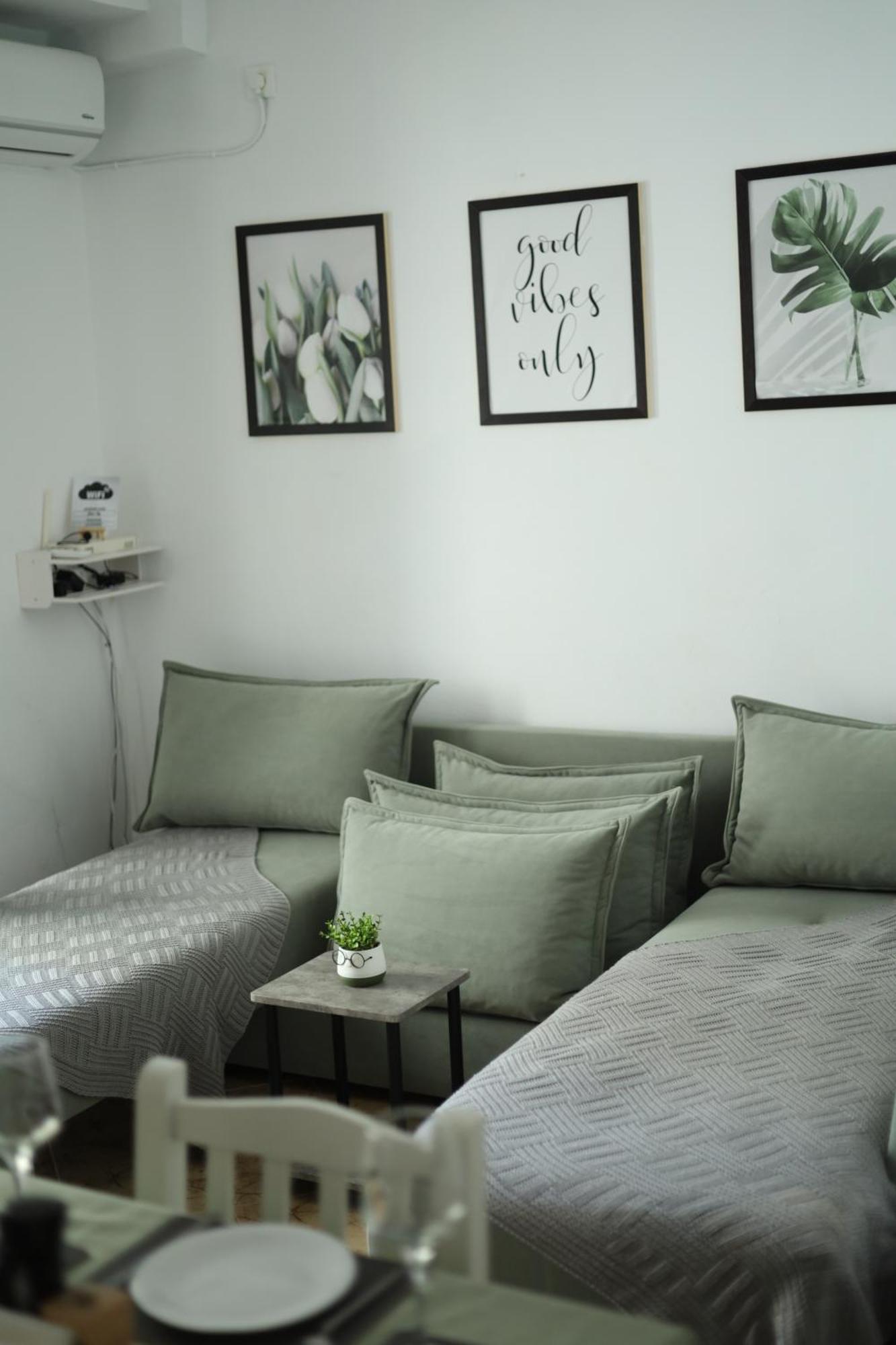 Happy Apartment Саранде Екстериор снимка